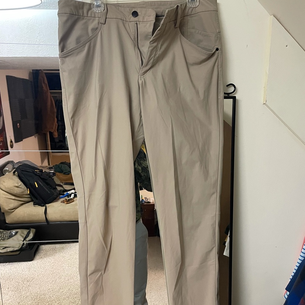 Lululemon ABC pants